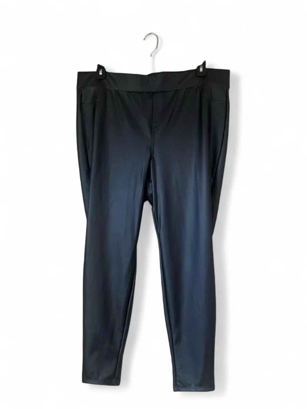 Torrid Pants Sz 3XL Full Signature Waist +  Pocket Faux Leather Leggings Casual